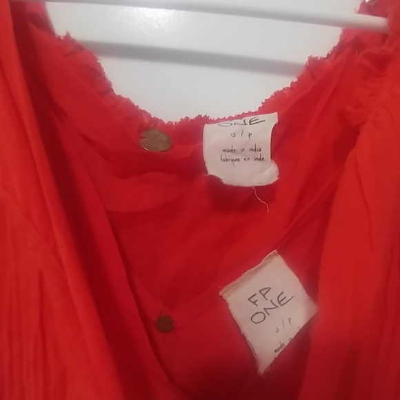 Free peoeple red embroidered dress - Picture 3 of 6